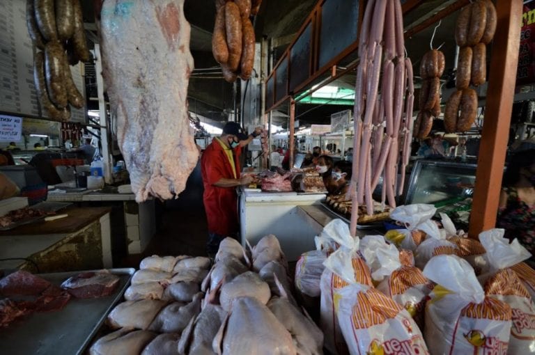 Precio del pollo en Valencia, así está en los mercados