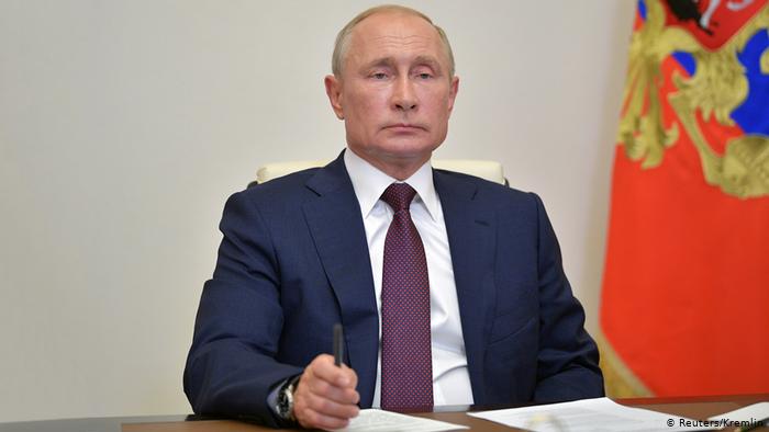 Vladímir Putin se vacuna contra el Covid-19