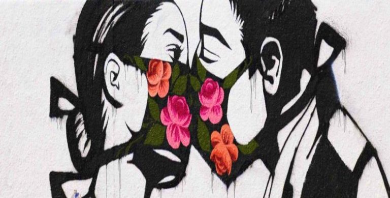 Parejas celebran Día Internacional del Beso en pandemia