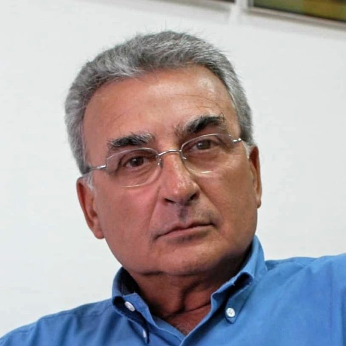 Politólogo Andrés Stambouli