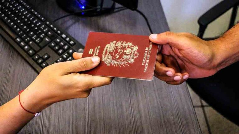 ¡Carito! Conoce los nuevos precios del pasaporte venezolano