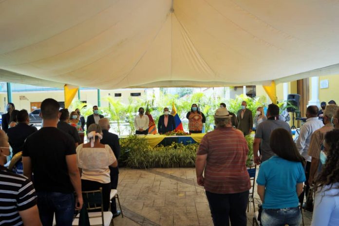 Sesión para conmemorar el 239 aniversario de Naguanagua