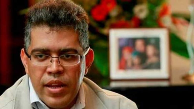 Elías Jaua llama a votar en las elecciones regionales de noviembre