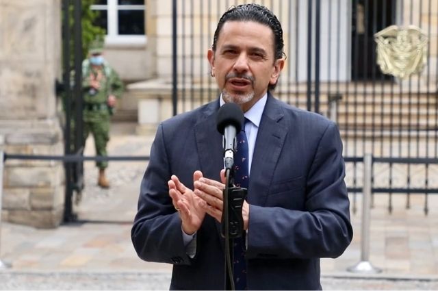 Renuncia el Alto Comisionado para la Paz de Colombia, Miguel Ceballos