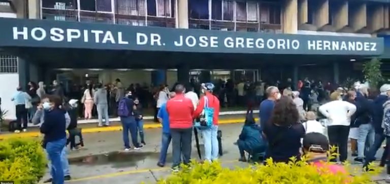 Vacunación en Los Magallanes de Catia empezó esta semana