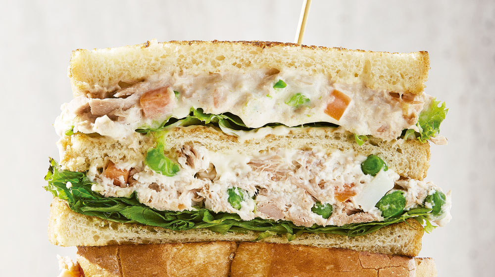 sándwich de atún con mayonesa - sándwich de atún con mayonesa