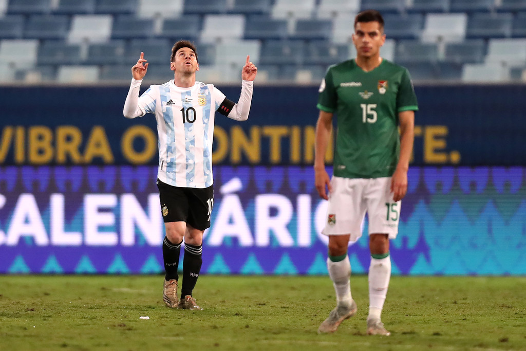 copa américa Argentina aseguró el primer lugar del Grupo A con doblete de Messi