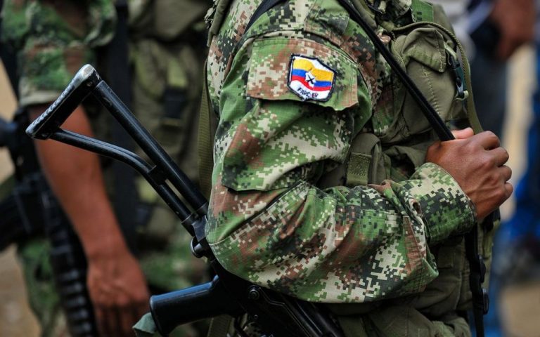 Fundaredes denuncia que disidentes de las FARC amenazan a habitantes de Apure