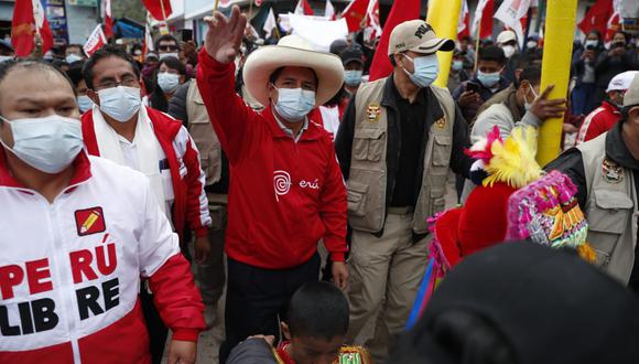Seguidores de Pedro Castillo agreden a venezolano en Perú