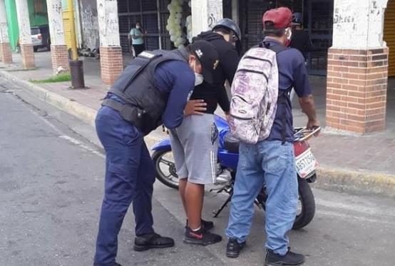 Tres sujetos detenidos por porte ilícito de arma en Carabobo