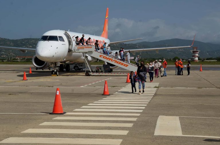 Aeropuerto Internacional Jacinto Lara reanudó sus actividades comerciales