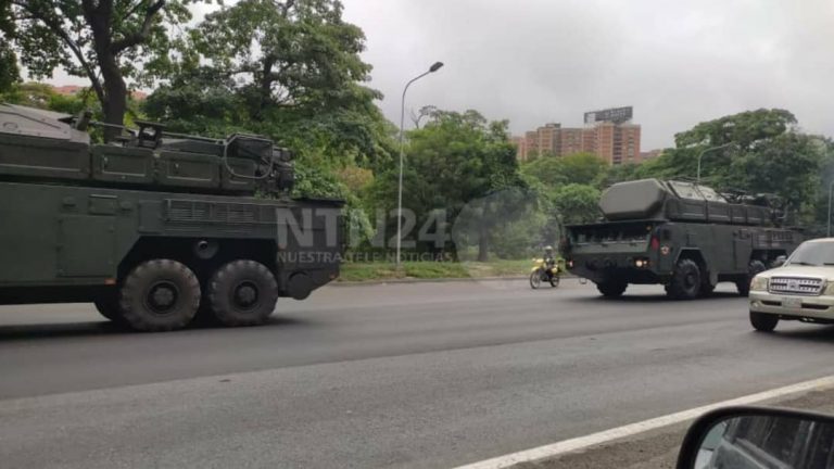 Desmienten despliegue de vehículos militares en autopista Francisco Fajardo