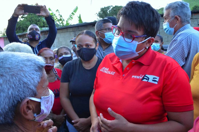 Precandidata Ana González: es imprescindible garantizar la revolución en Naguanagua