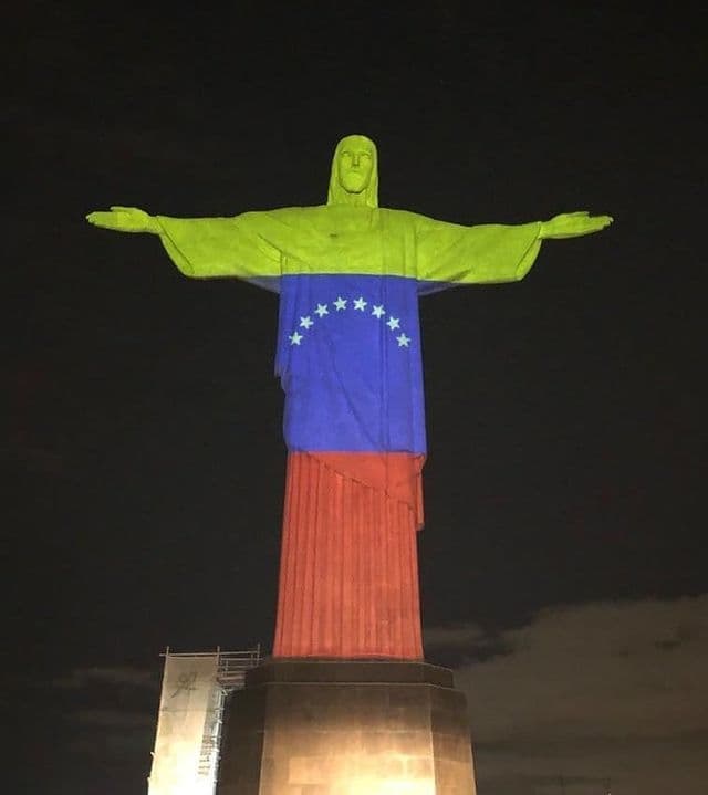Tricolor de Venezuela iluminó al mundo - Tricolor de Venezuela iluminó al mundo