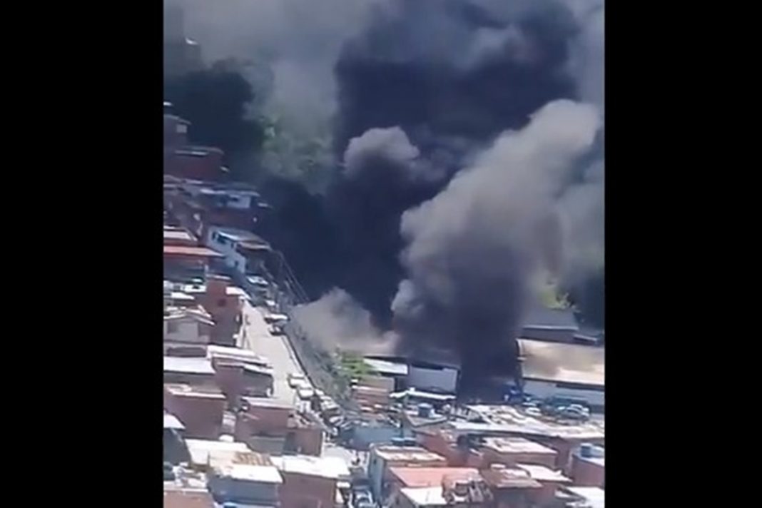 incendio en zona industrial de San Isidro - incendio en zona industrial de San Isidro