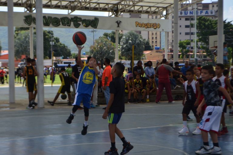 Naguanagua celebró el Día Internacional de la Juventud con gran toma deportiva y cultural