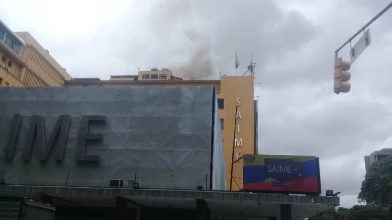 Incendio en la sede principal del Saime en Caracas