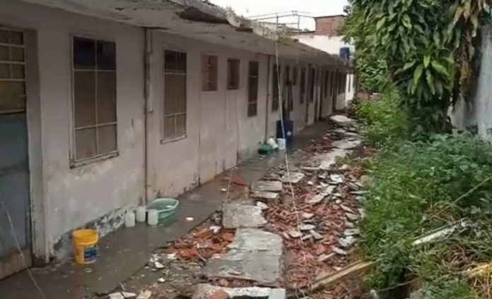 Niña murió tapiada tras desplomarse pared de un liceo en La Guaira