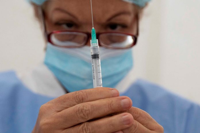 Venezuela Inició fase de vacunación Anticovid para mayores de 40 años