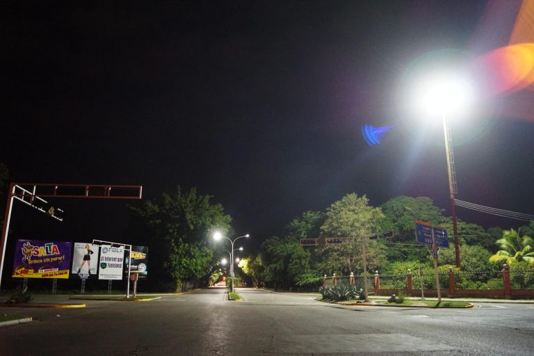 Instalan más de 1700 lámparas led en distintos sectores de Naguanagua