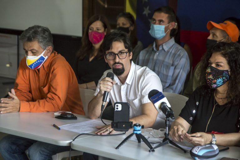 Freddy Guevara se une a la mesa de negociación en México
