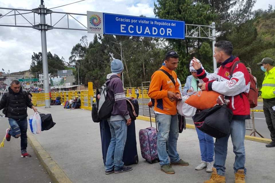 Ecuador deportará a más de mil venezolanos