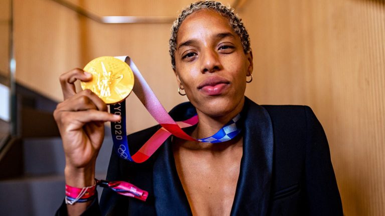 La reina de atletismo Yulimar Rojas llegó a Venezuela