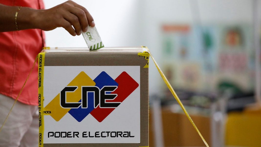CNE presenta tarjetón electoral - CNE presenta tarjetón electoral