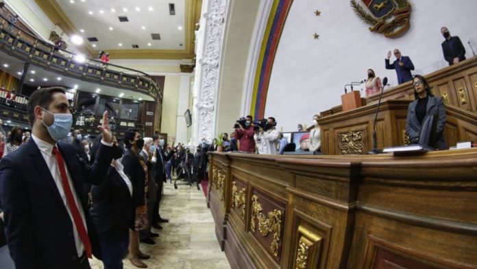 Elección de Nicolás Maduro Asamblea Nacional invalidó los acuerdos de la legislatura electa en 2015