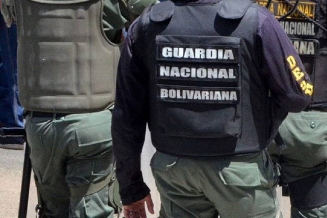 Detenidos dos militares venezolanos - Detenidos dos militares venezolanos
