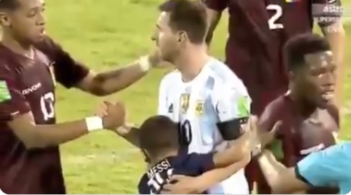 Yeison Ibarra cumplió su sueño de abrazar a Messi (VÍDEO)