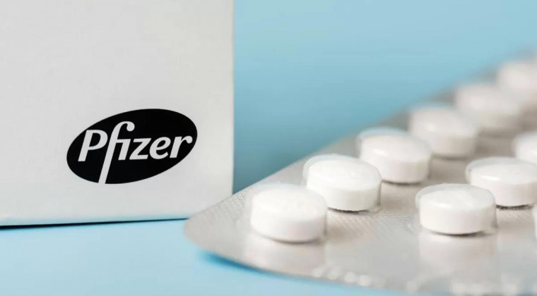 Pfizer inicia prueba de una píldora anticovid