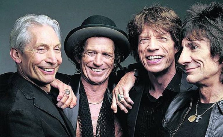 Rolling Stones recordaron a Charlie Watts en su primer concierto