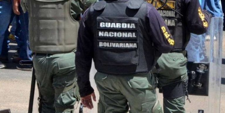 Liberaron a dos GNB detenidos en trocha de Colombia