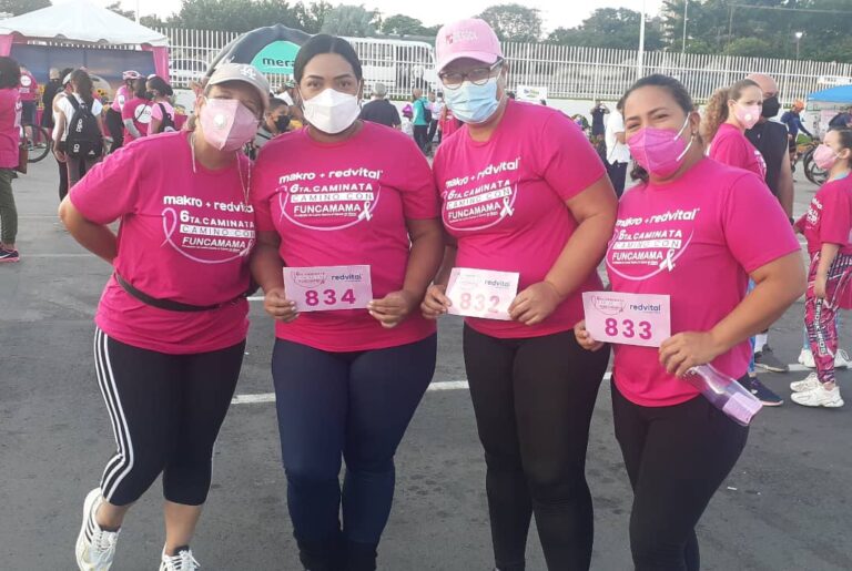 Funcamama realizó Sexta Caminata Rosa en apoyo en la lucha contra el cáncer