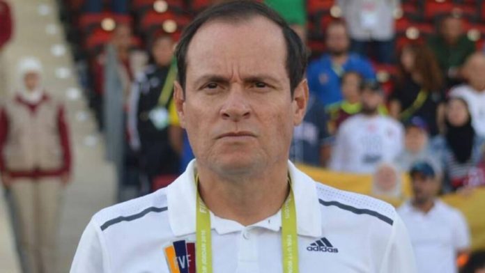 Conoce a Kenneth Zseremeta, entrenador acusado por jugadoras de la Selección de Venezuela