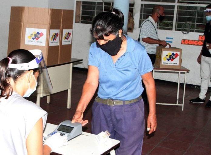 CNE: 3.232 funcionarios formarán parte del simulacro de votación
