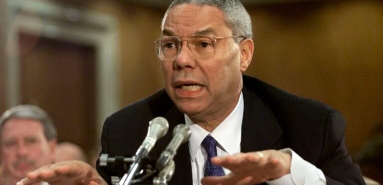 Muere Colin Powell tras complicaciones por Covid-19