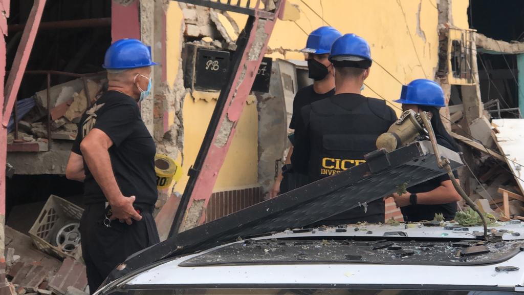 Diez heridos tras explosión de dos bombonas en San Martín - Diez heridos tras explosión de dos bombonas en San Martín