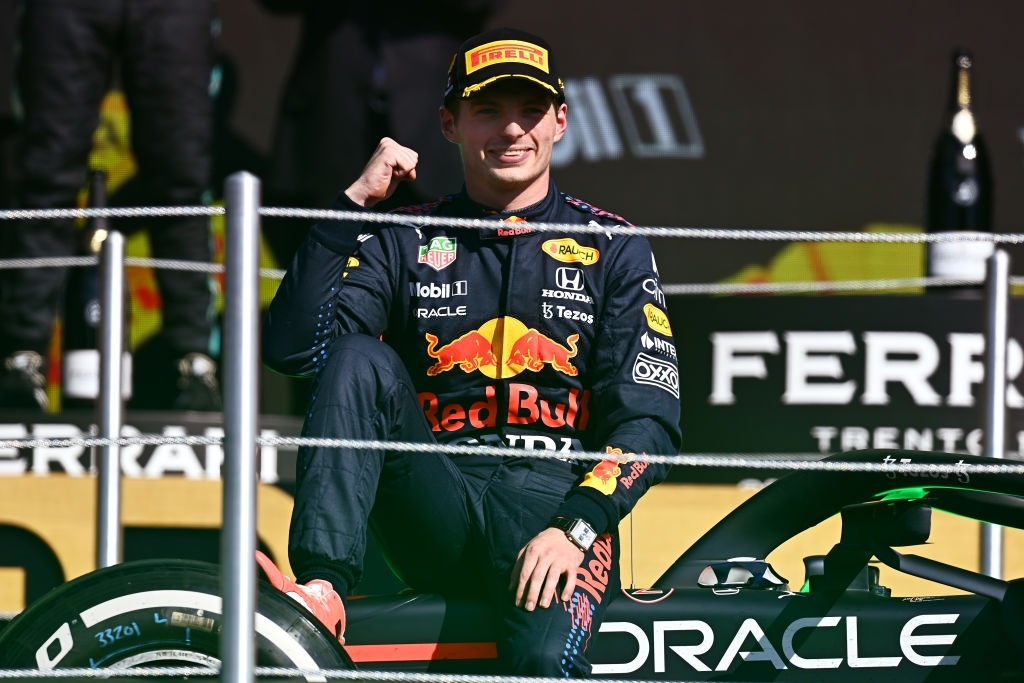 Max Verstappen ganó el Gran Premio de México y afianza su liderato
