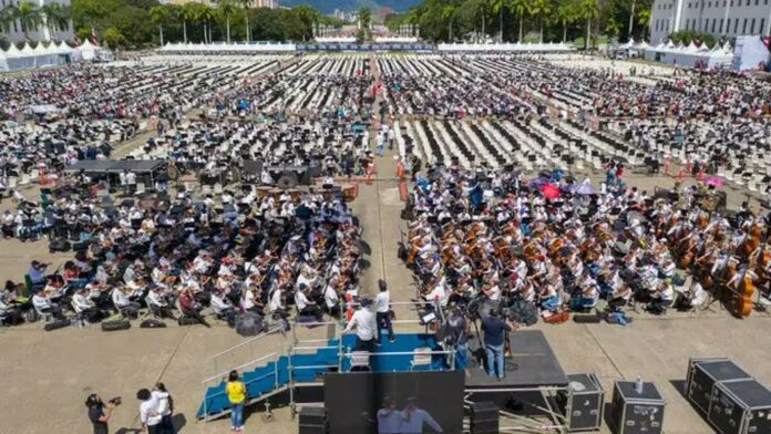 Venezuela la orquesta más grande del mundo - Venezuela la orquesta más grande del mundo