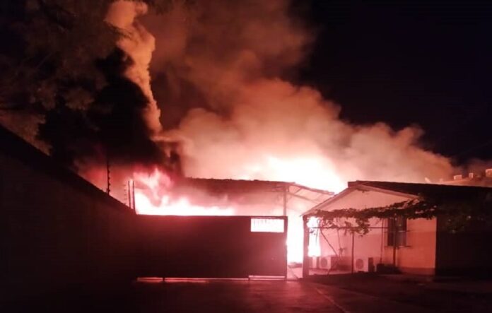 incendio en galpón de Naguanagua