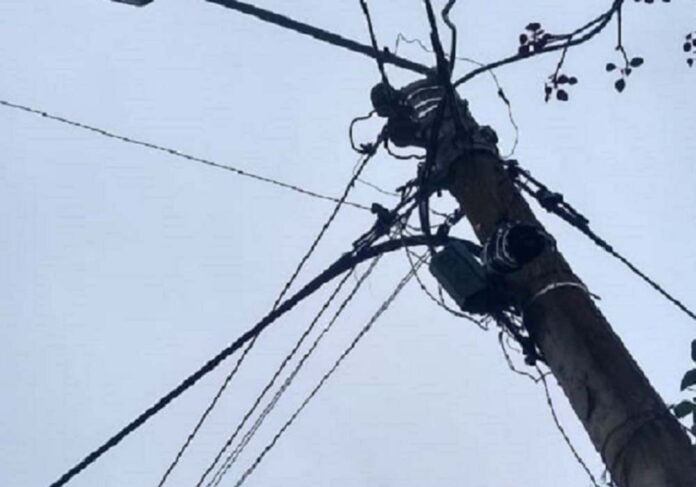 Detienen a hombre por hurtar cables en Aragua