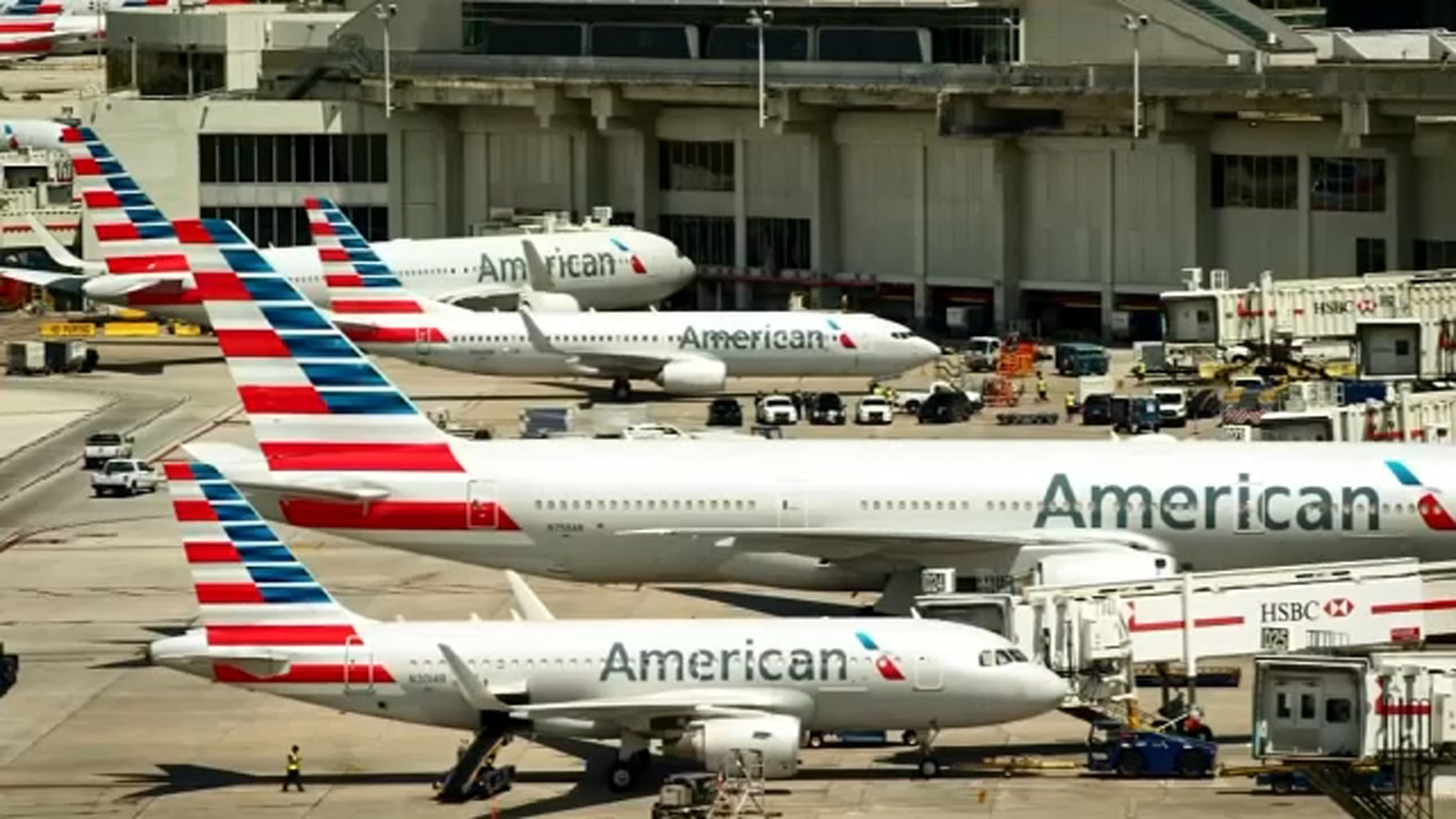 American Airlines cancela 1.500 vuelos - American Airlines cancela 1.500 vuelos