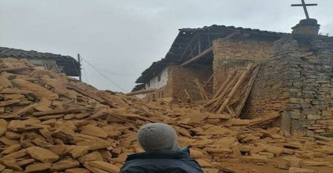 Terremoto de 7,5 sacude Perú y Ecuador