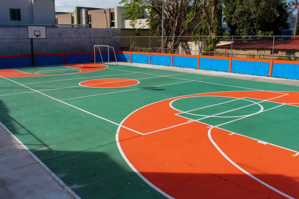 Recuperación de espacios deportivos en Naguanagua
