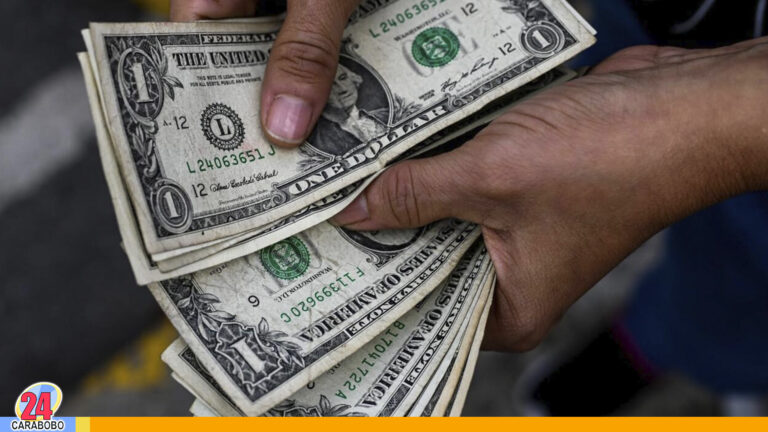 ¡En declive! El dólar sigue perdiendo poder de compra en comercios de Venezuela