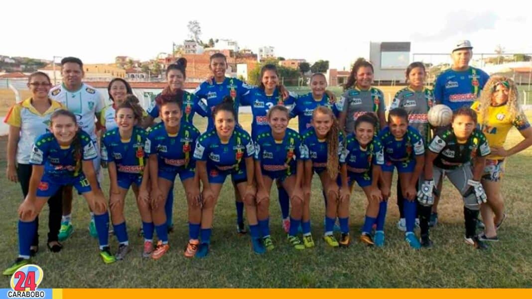 Equipo femenino de futbol en Brasil es asaltado - Noticias Ahora