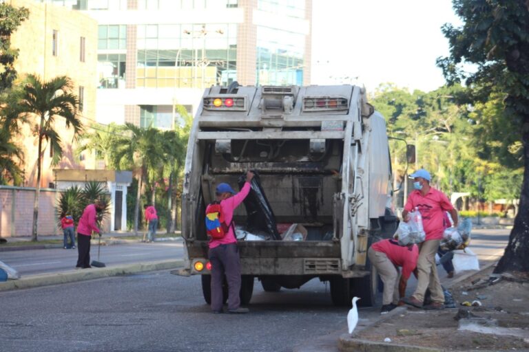 Realizan operativo especial de limpieza en Naguanagua