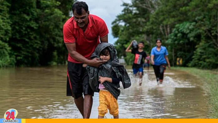 Paso de un monzón en Malasia - Noticias 24 Carabobo